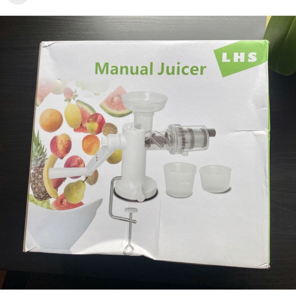 New In Box Manual Masticating Juicer LHS - Picture 2 of 5
